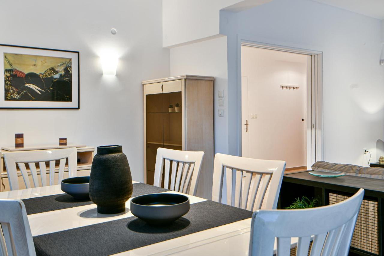 Boutique77 Luxury Apartment Афіни Екстер'єр фото