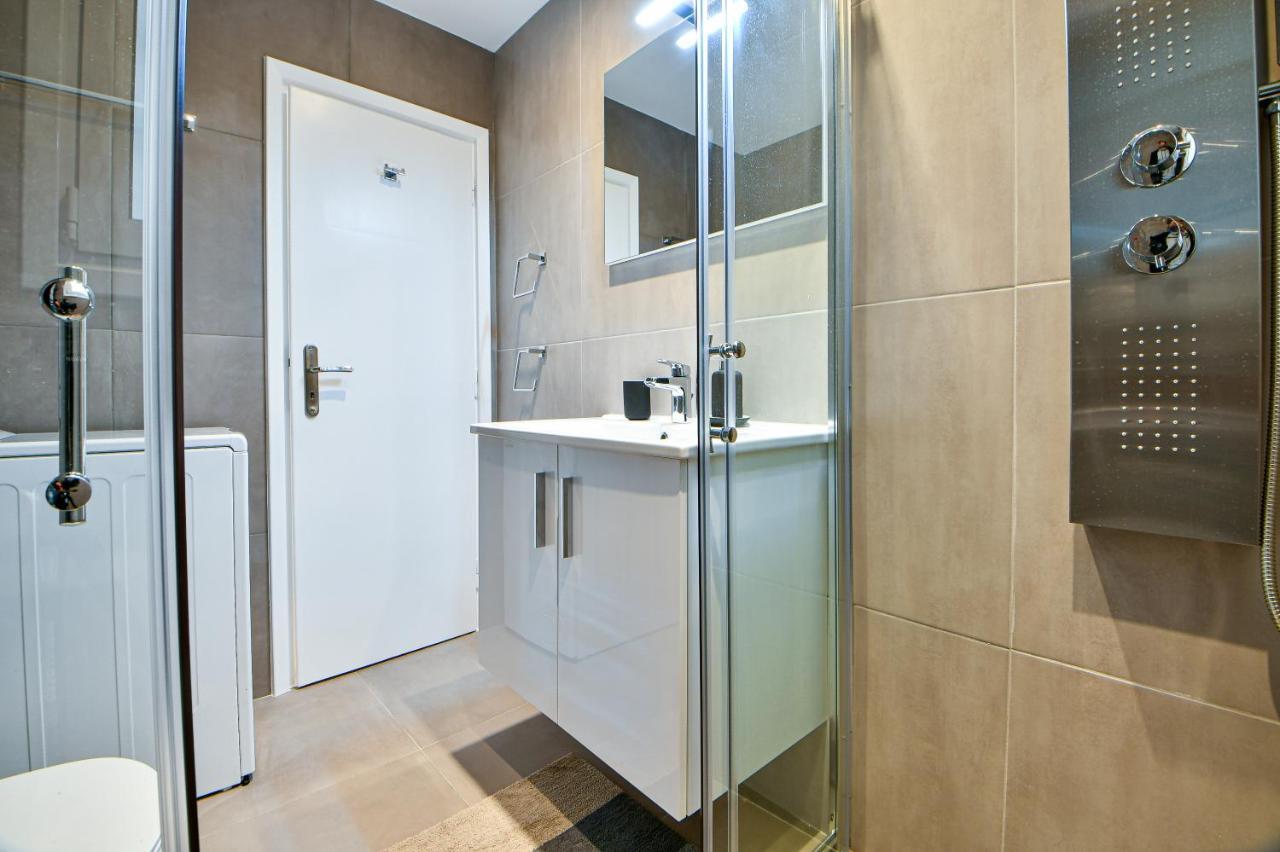 Boutique77 Luxury Apartment Афіни Екстер'єр фото